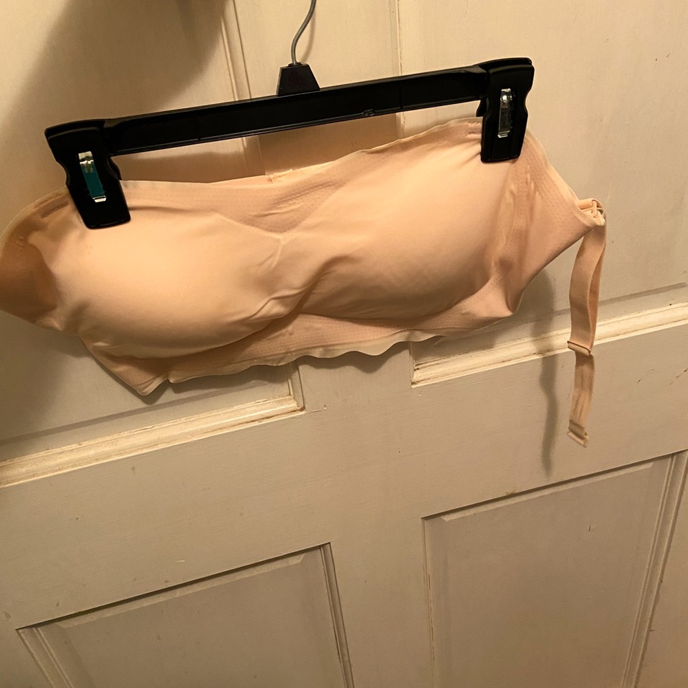 Strapless bra. 3XL.